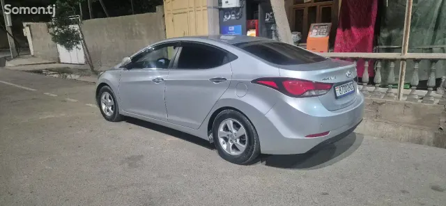 Hyundai Avante 2014 · 1.6 AT