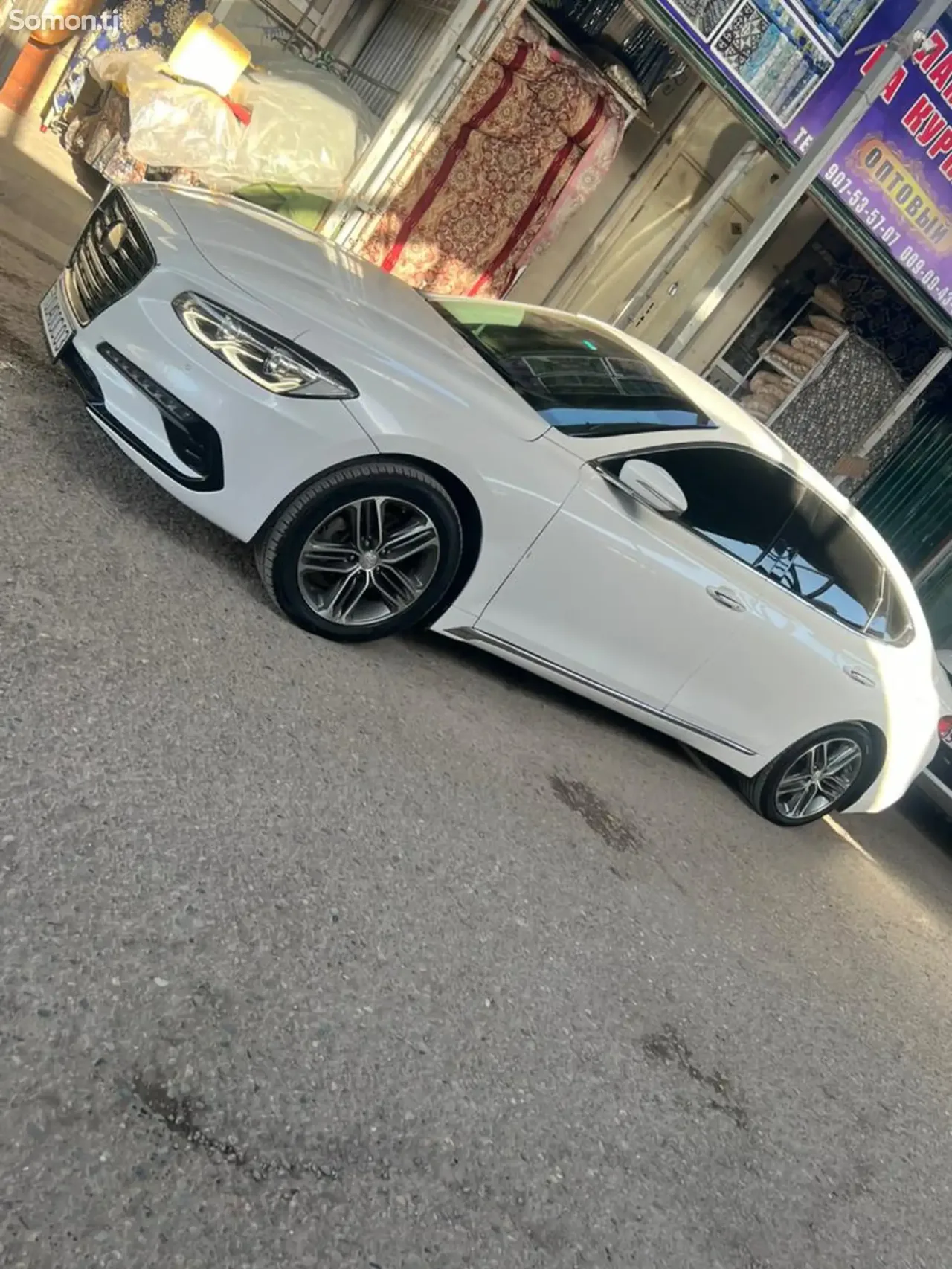 Hyundai Grandeur 2017 · 3.0 AT