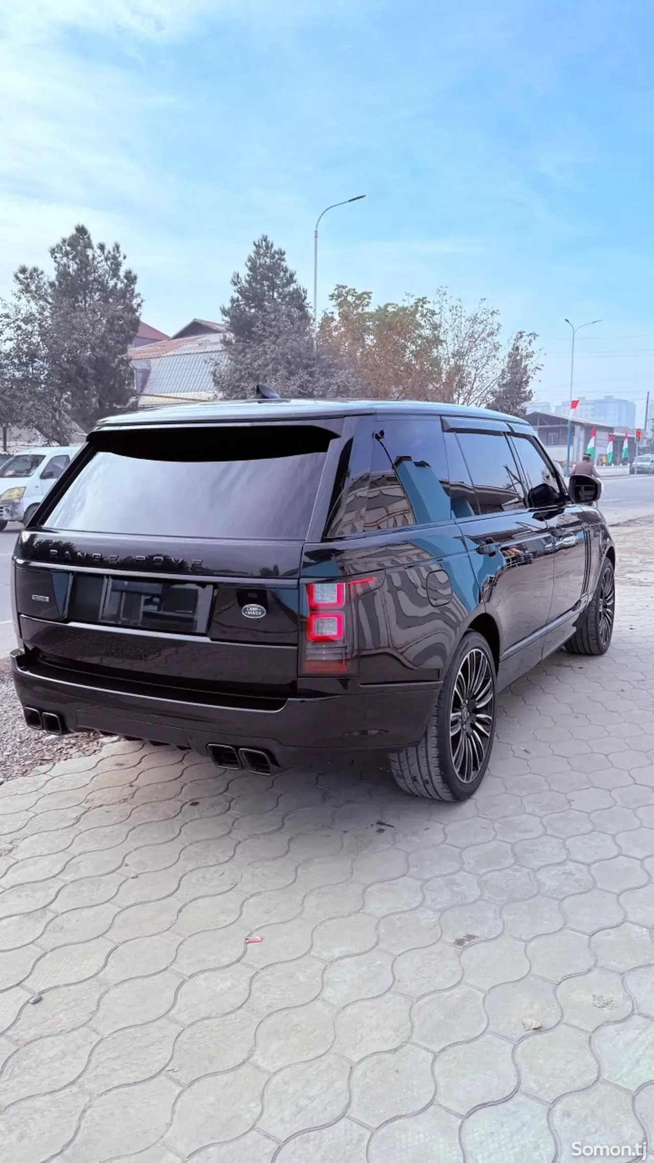 Land Rover Vogue 2017 · 4.4 AT