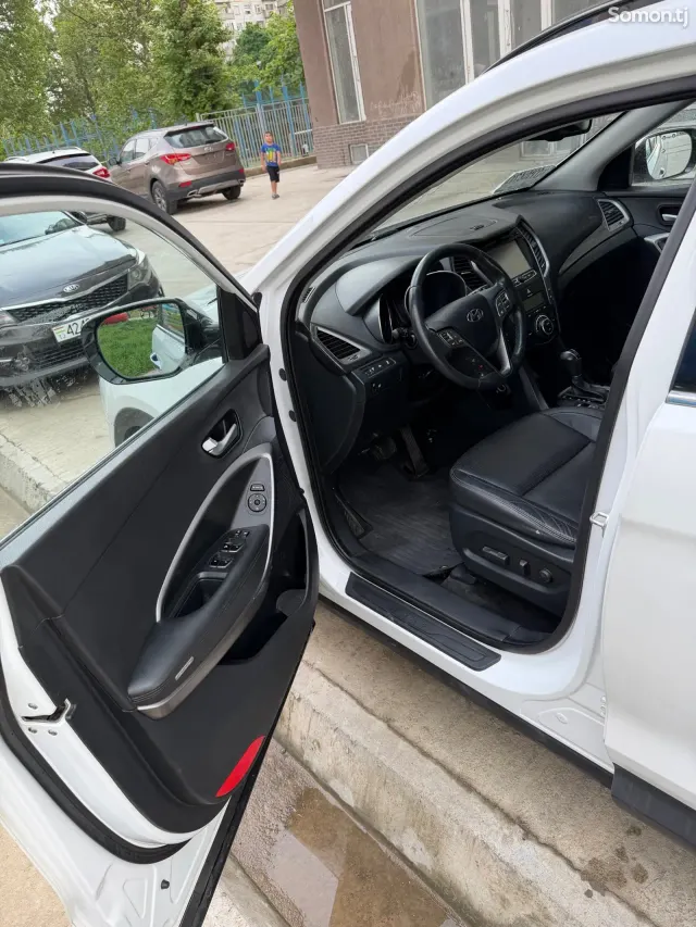 Hyundai Santa Fe 2014 · 2.4 AT