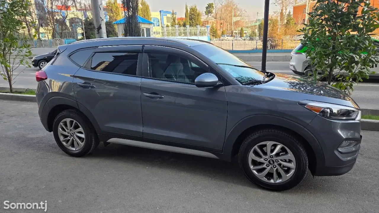 Hyundai Tucson 2018 · 2.0 AT
