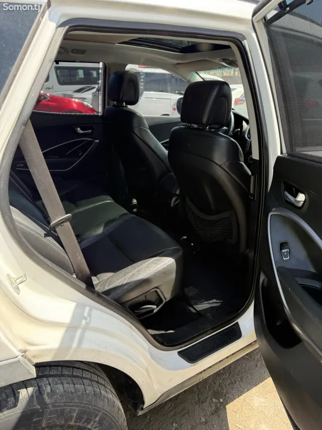 Hyundai Santa Fe 2014 · 2.4 AT