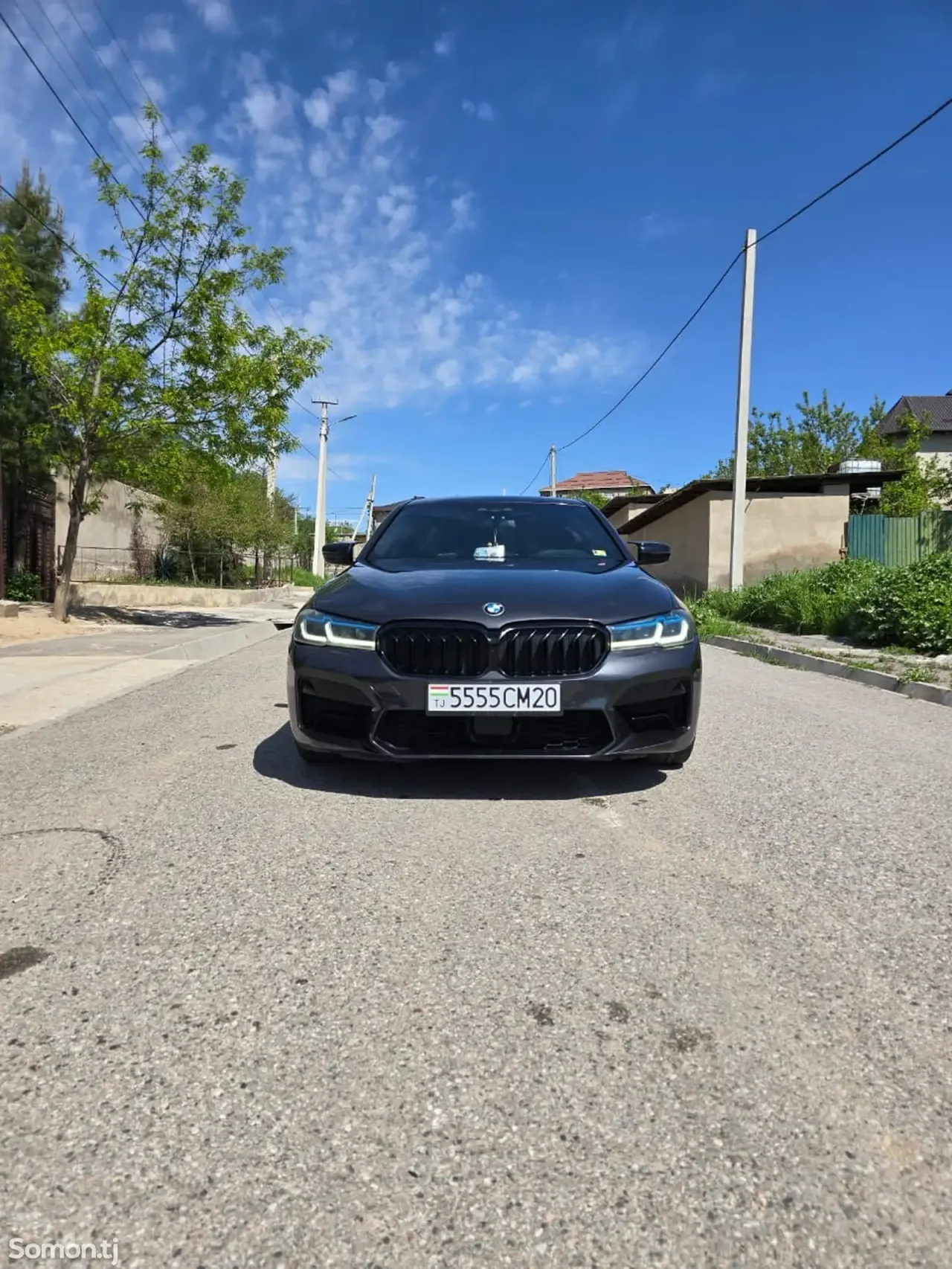 BMW M5 2019 · 2.0 AT
