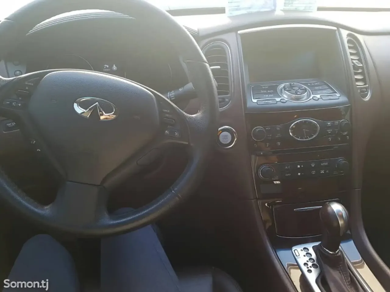 Infiniti EX series 2012 · 2.5 AT