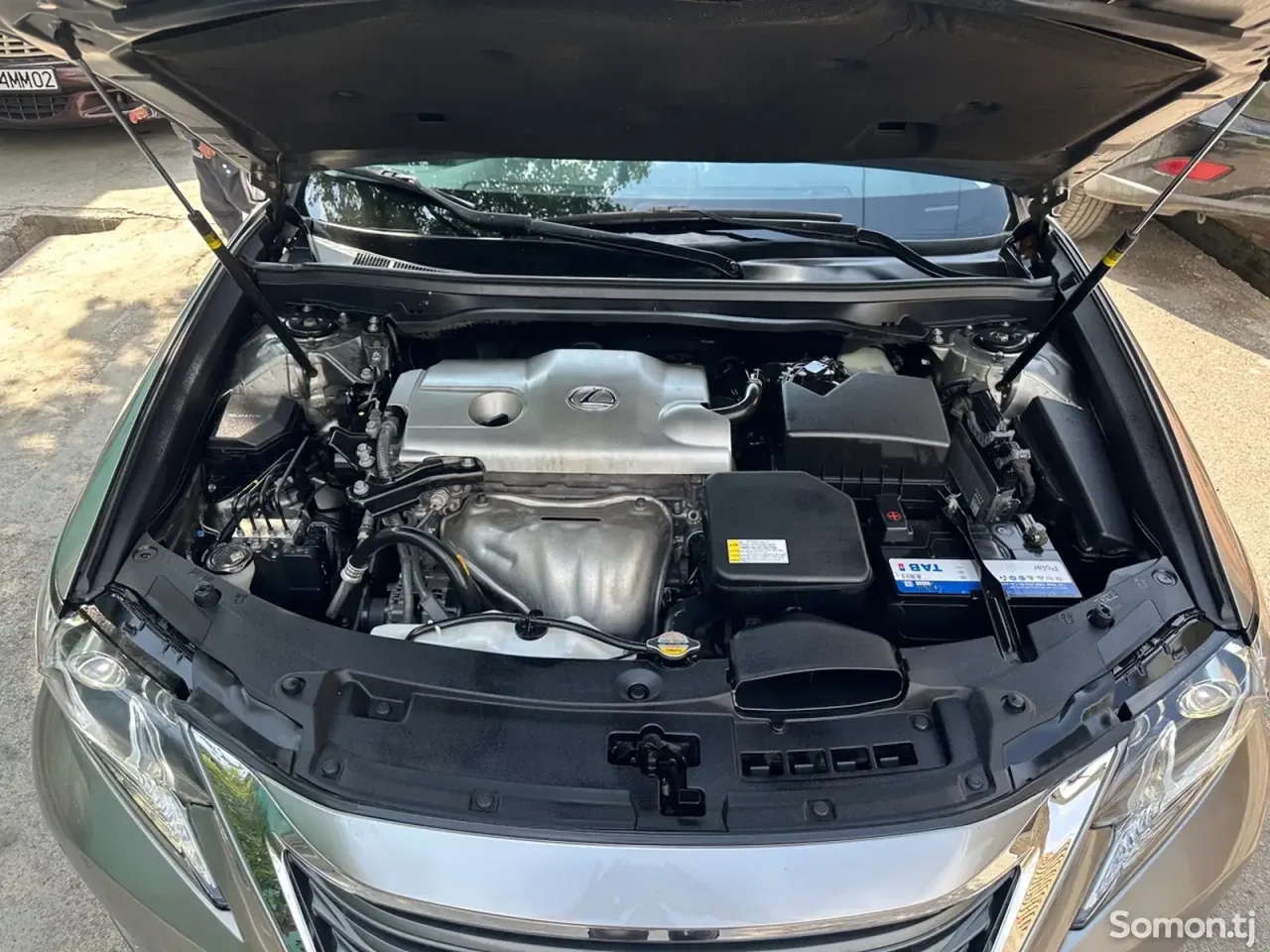 Lexus ES series 2015 · 2.5 AT