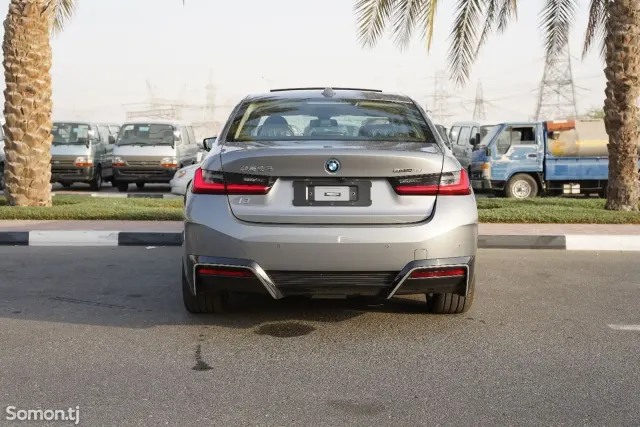 BMW i3 2025 · AT