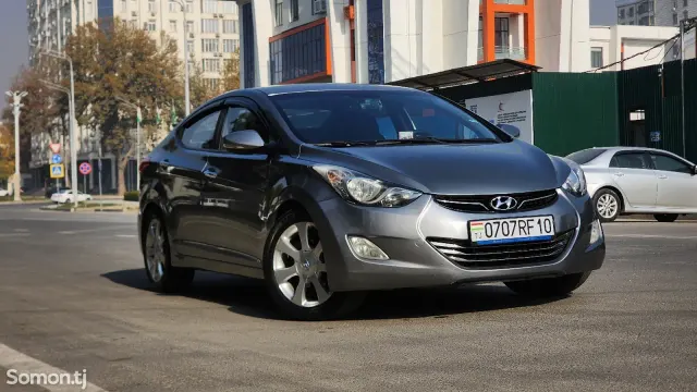 Hyundai Avante 2011 · 1.6 AT