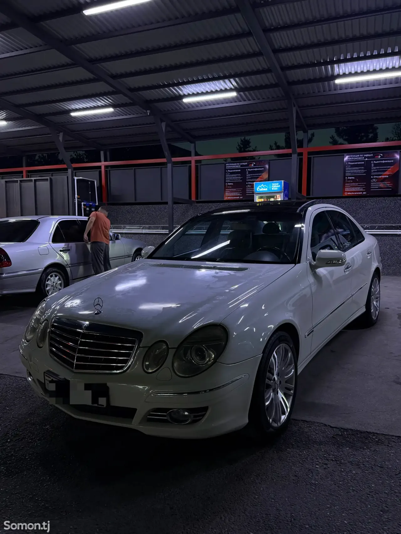 Mercedes-Benz E class 2008 · 3.5 AT