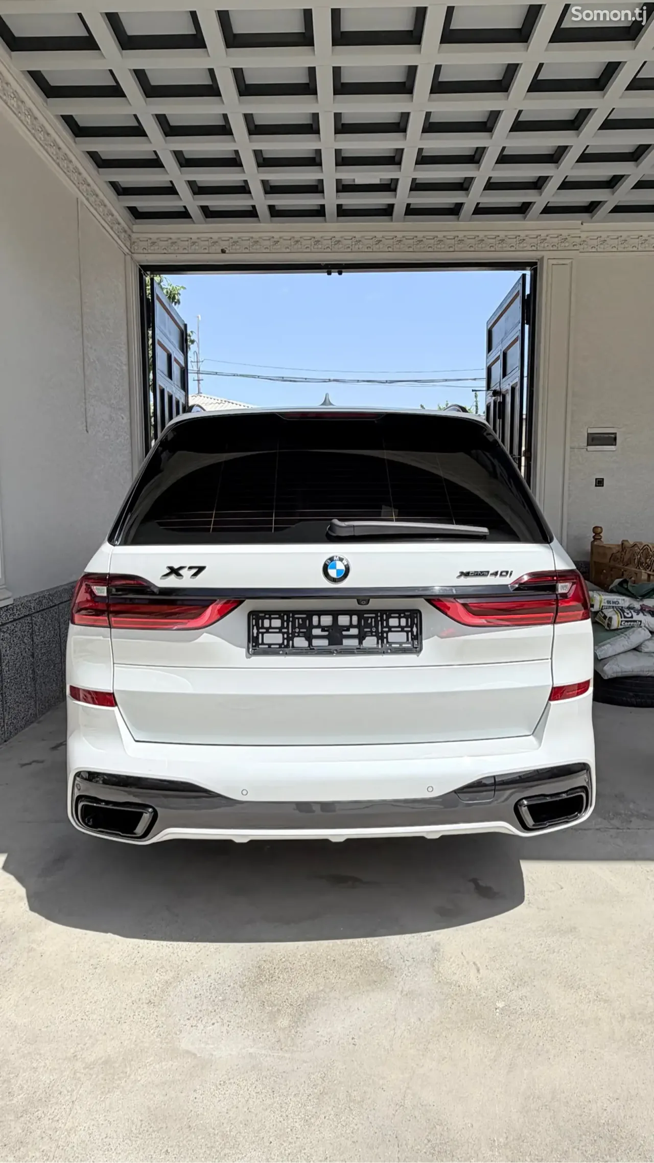 BMW X7 2022 · 4.0 AT
