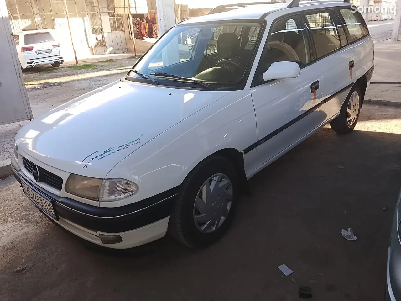 Opel Astra F 1996 · 1.6 MT