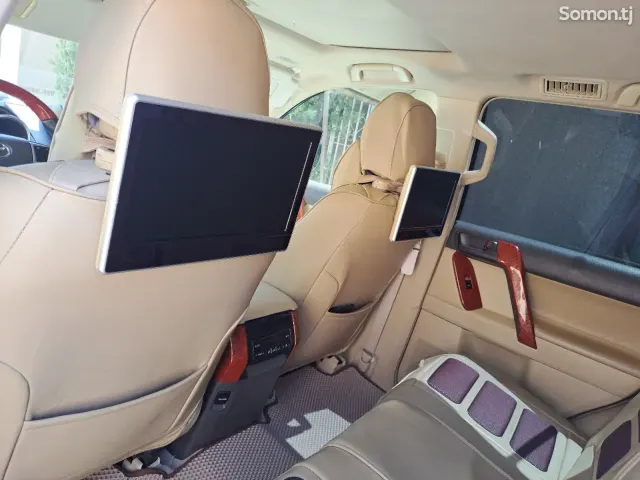 Toyota Land Cruiser Prado 2014 · 4.0 AT