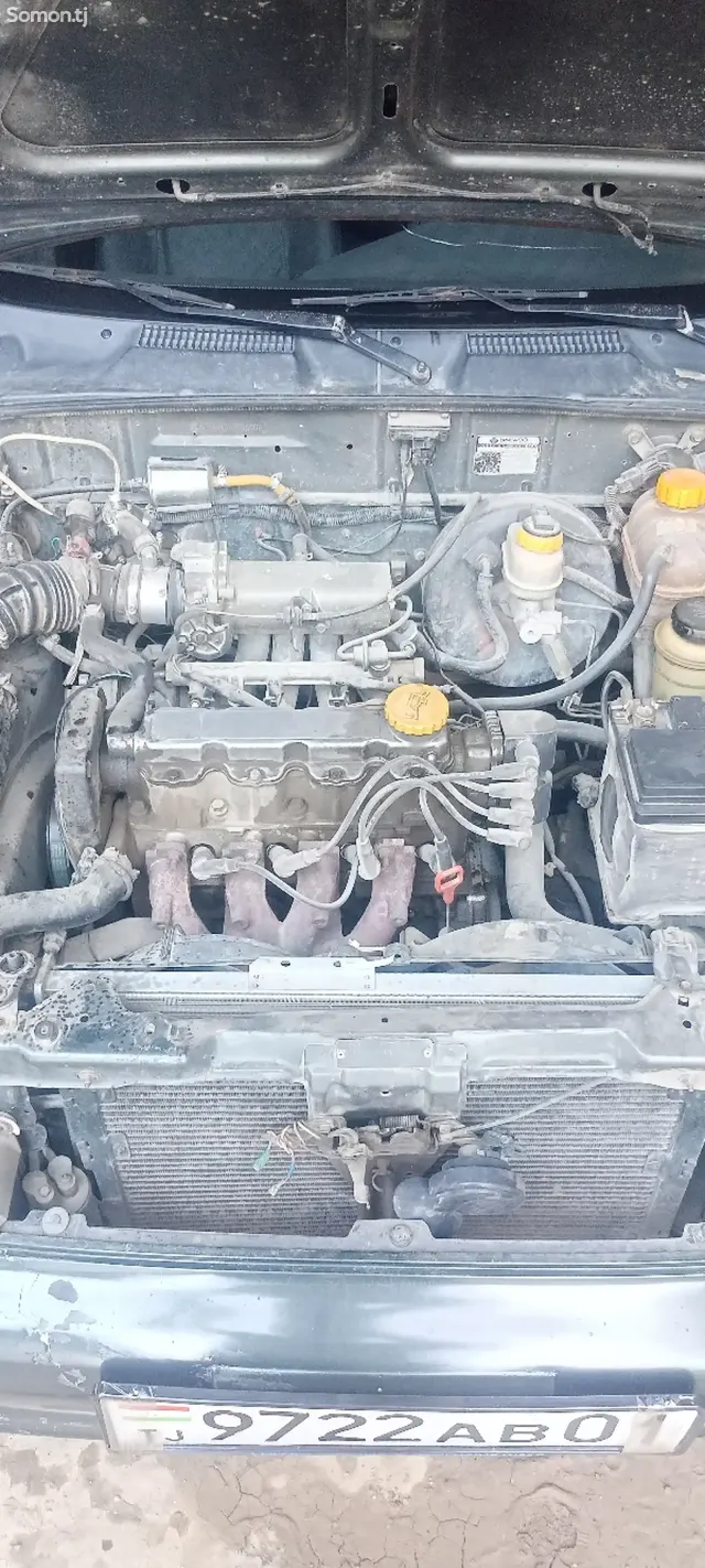 Daewoo Lanos 1997 · 1.6 MT