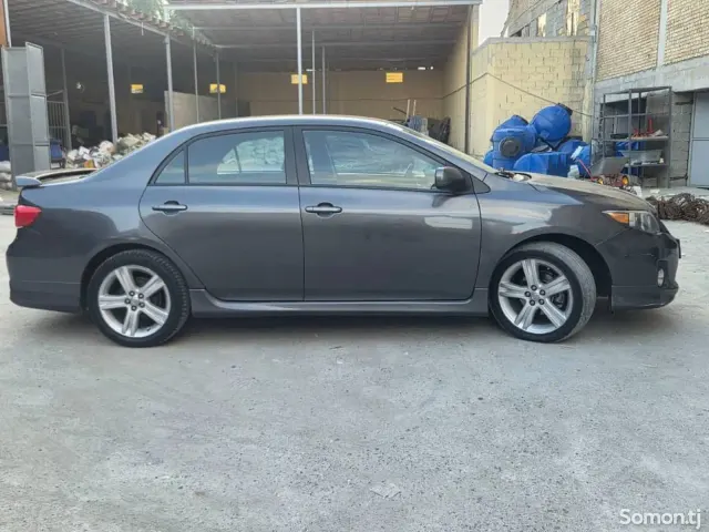 Toyota Corolla 2012 · 1.8 AT