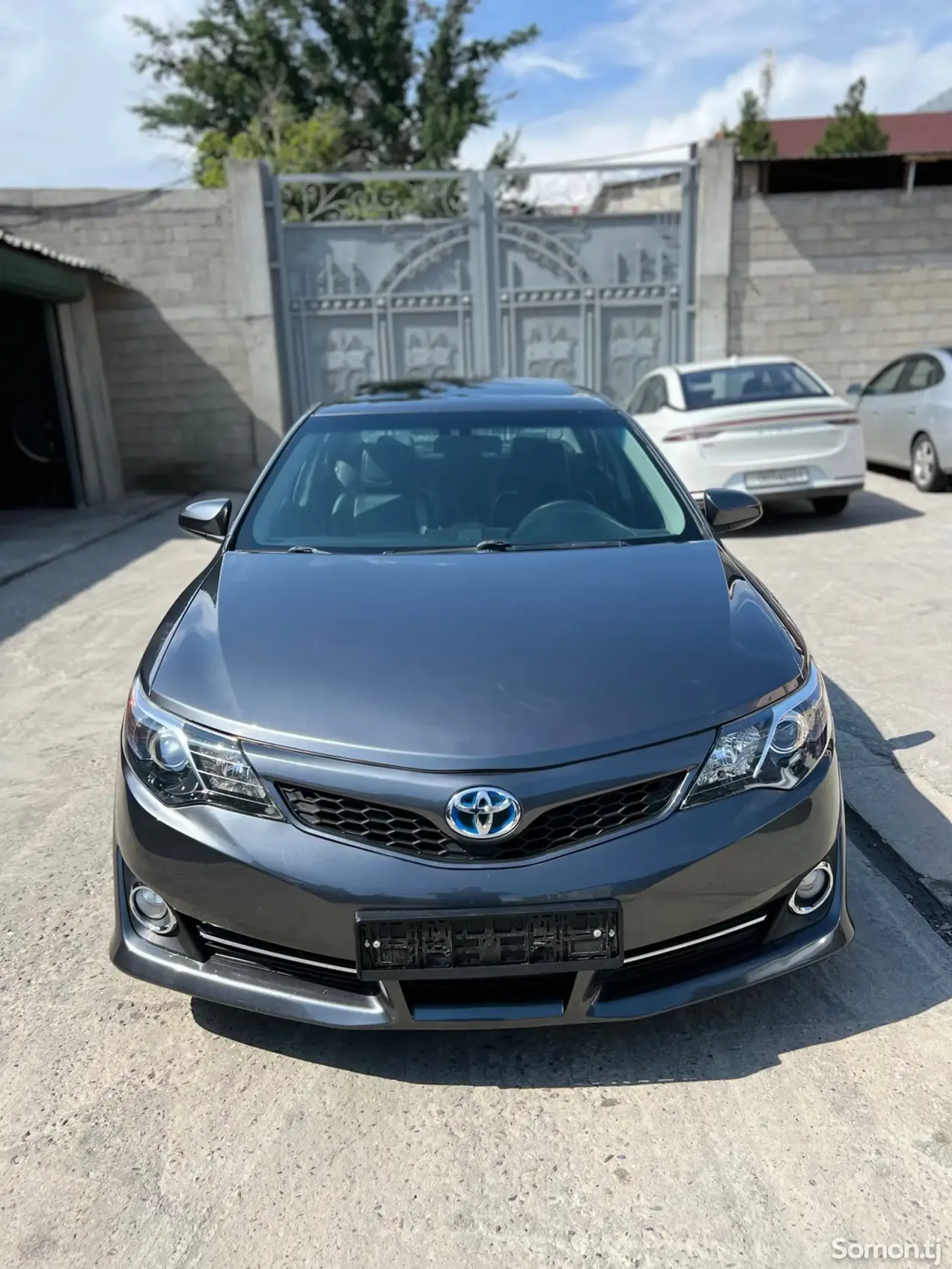Toyota Camry 2014 · 2.5 AT