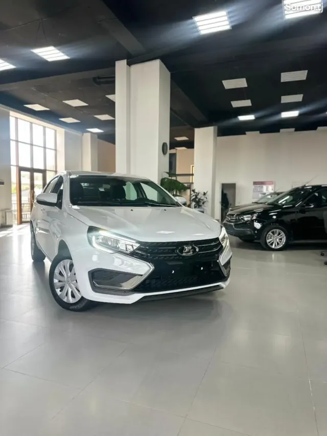 Lada (ВАЗ) Vesta 2025 · 1.6 AT