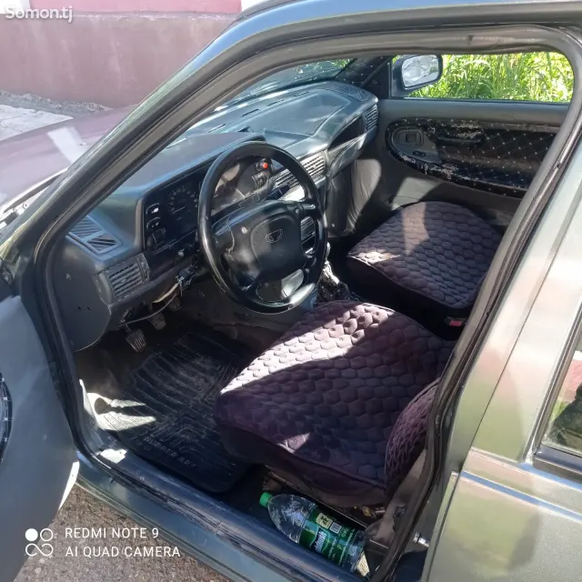 Daewoo Nexia 1995 · 1.6 MT
