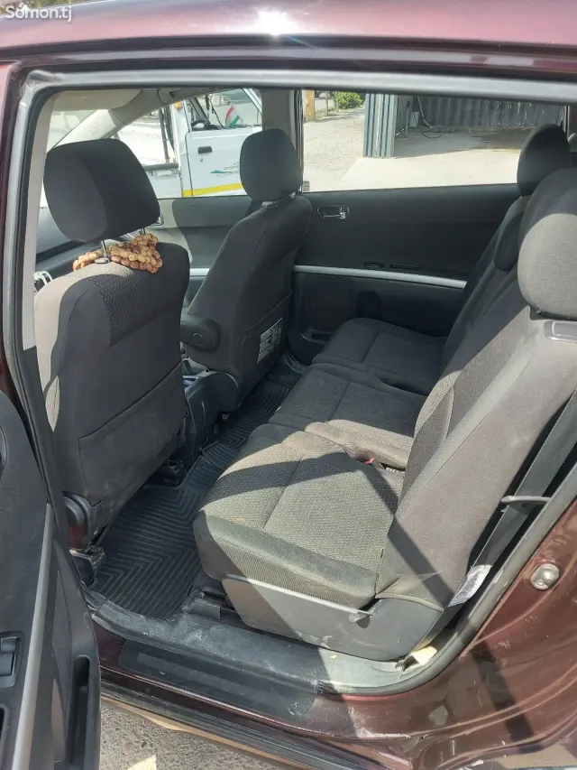 Toyota Corolla Verso 2008 · 1.8 MT
