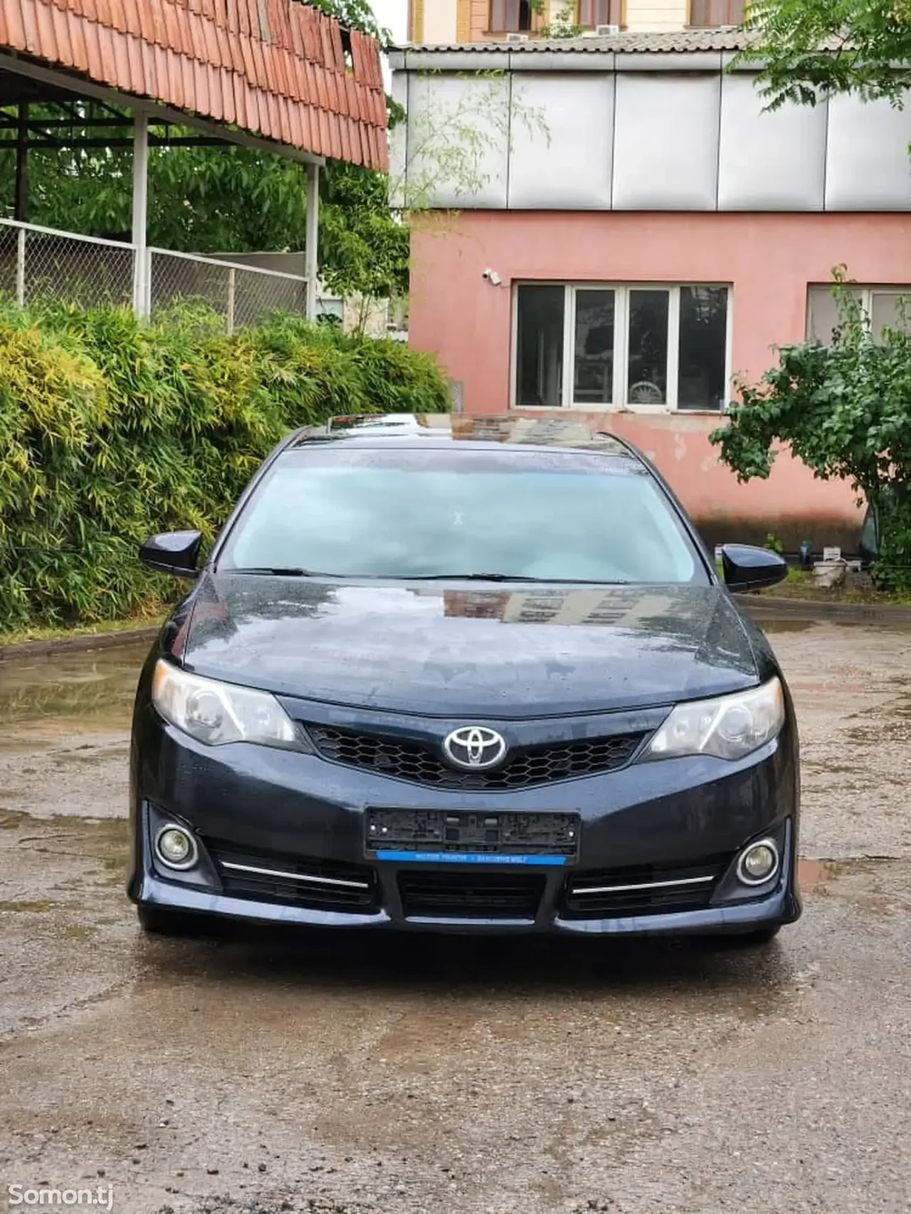 Toyota Camry 2012 · 2.5 AT