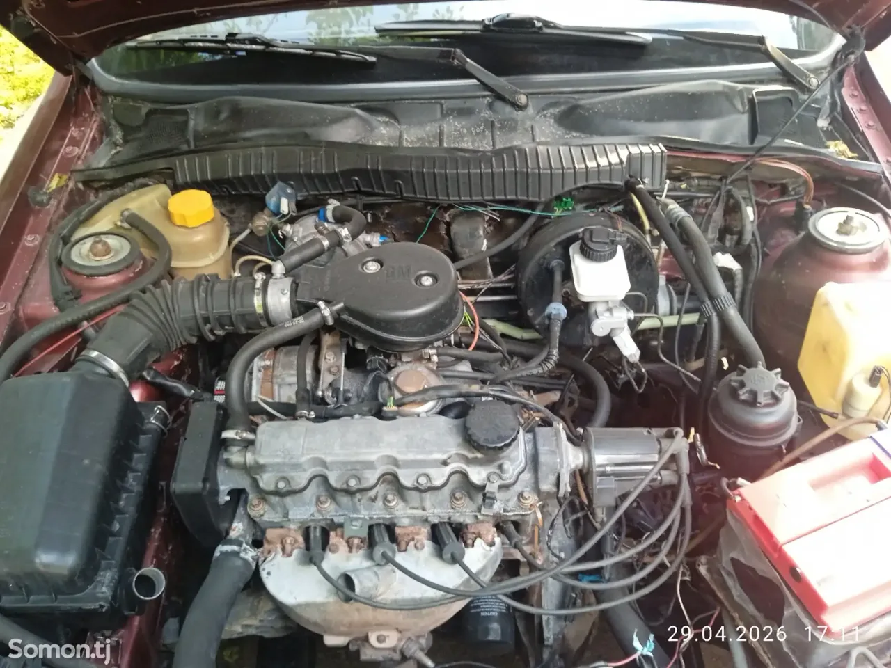 Opel Vectra A 1992 · 1.6 MT