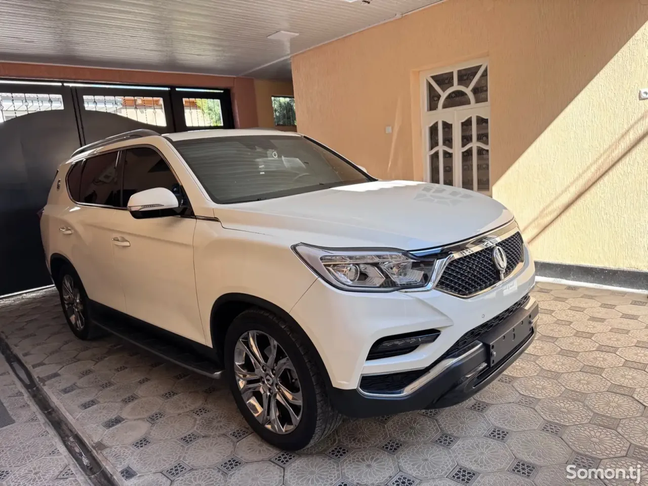 Ssang Yong Rexton 2018 · 2.2 AT