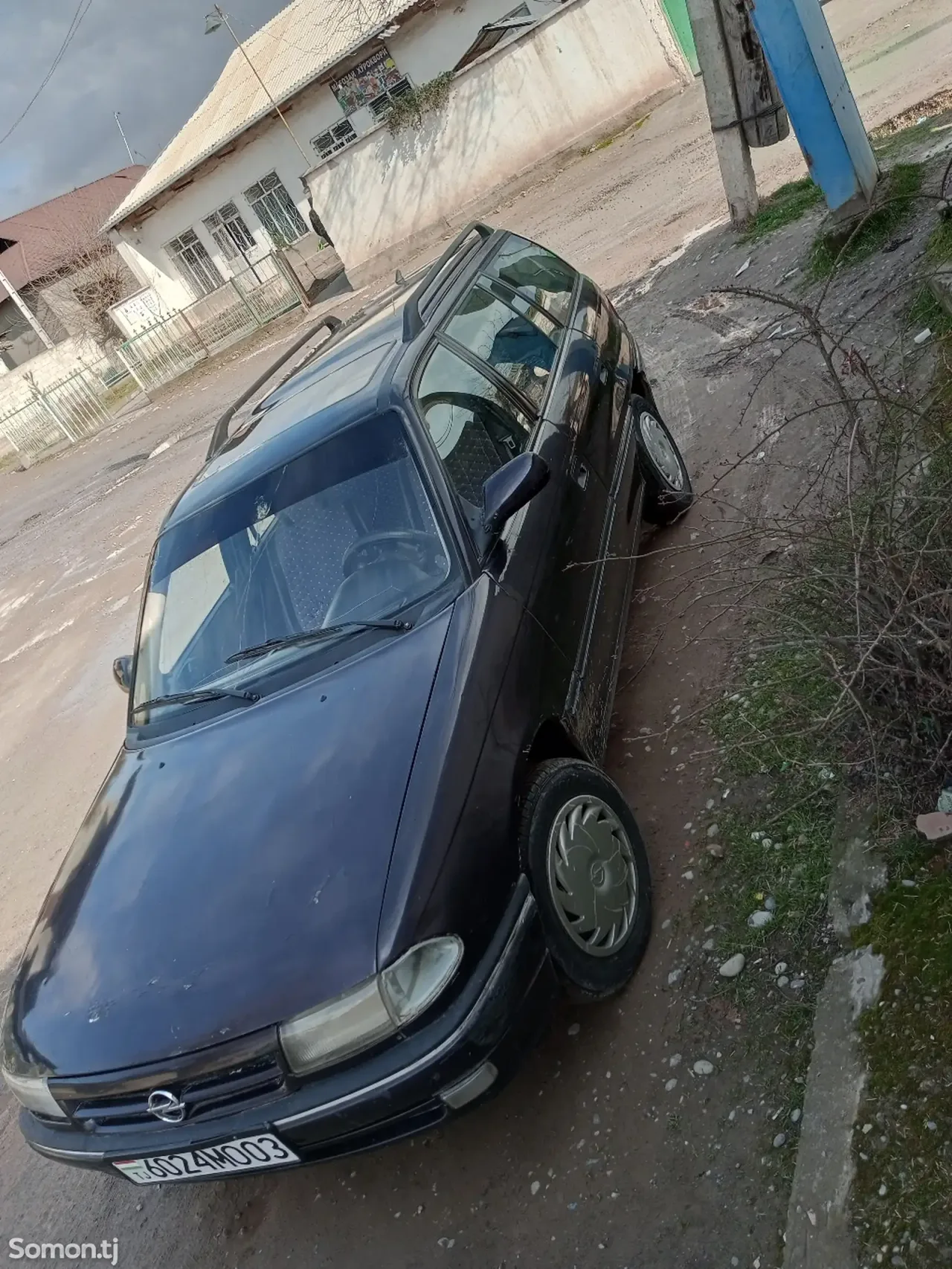 Opel Astra F 1994 · 1.6 MT