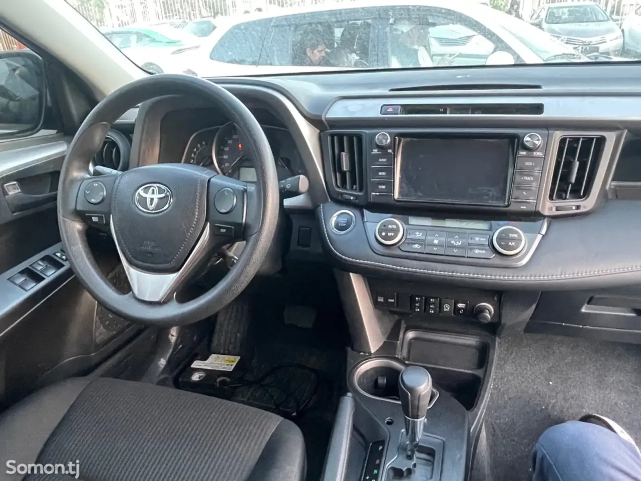 Toyota RAV 4 2017 · 2.5 AT