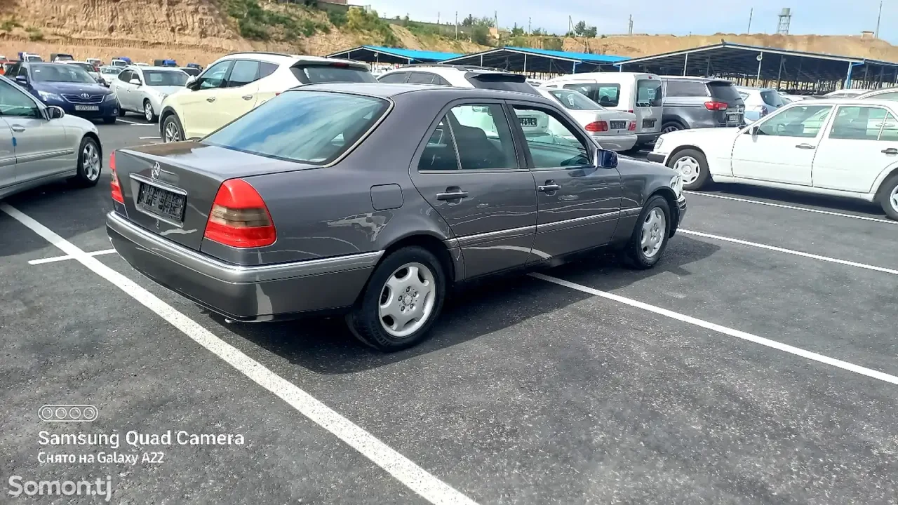 Mercedes-Benz C class 1995 · 1.8 MT