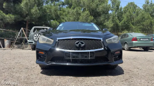 Infiniti Q series 2015 · 3.5 AT