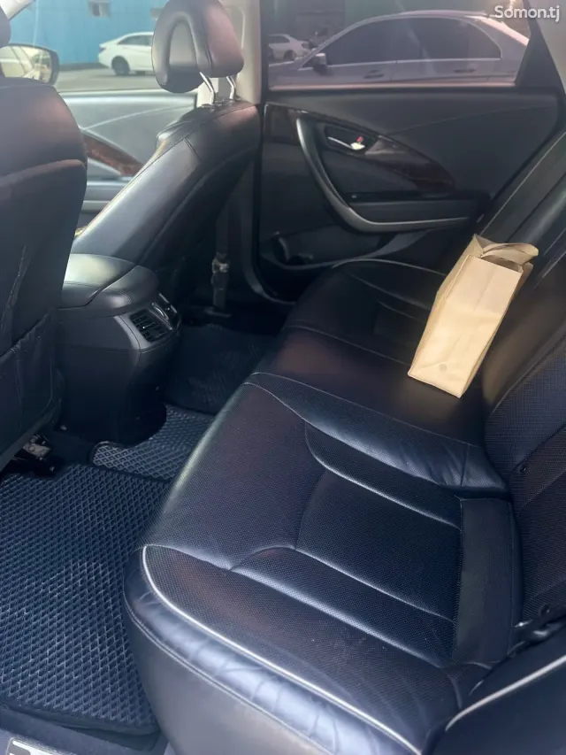 Hyundai Aslan 2015 · 3.0 AT
