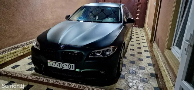 BMW 5 series 2013 · 3.0 AT