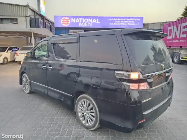 Toyota Vellfire 2014 · 2.4 AT