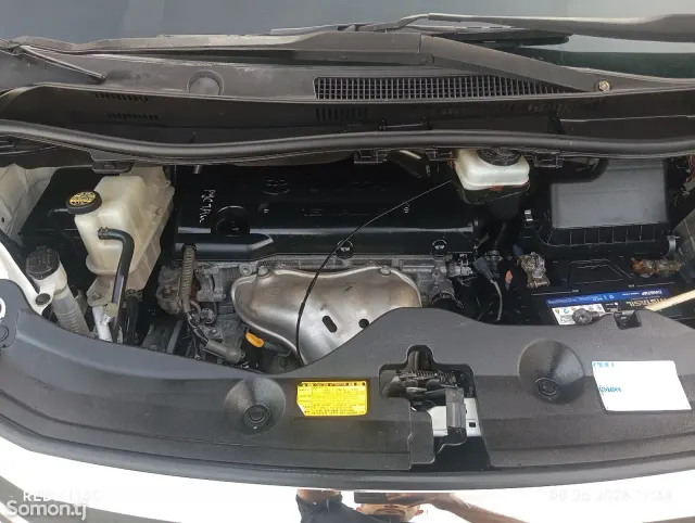 Toyota Vellfire 2015 · 2.4 AT