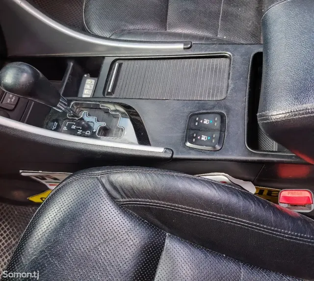 Hyundai Sonata 2011 · 2.0 AT