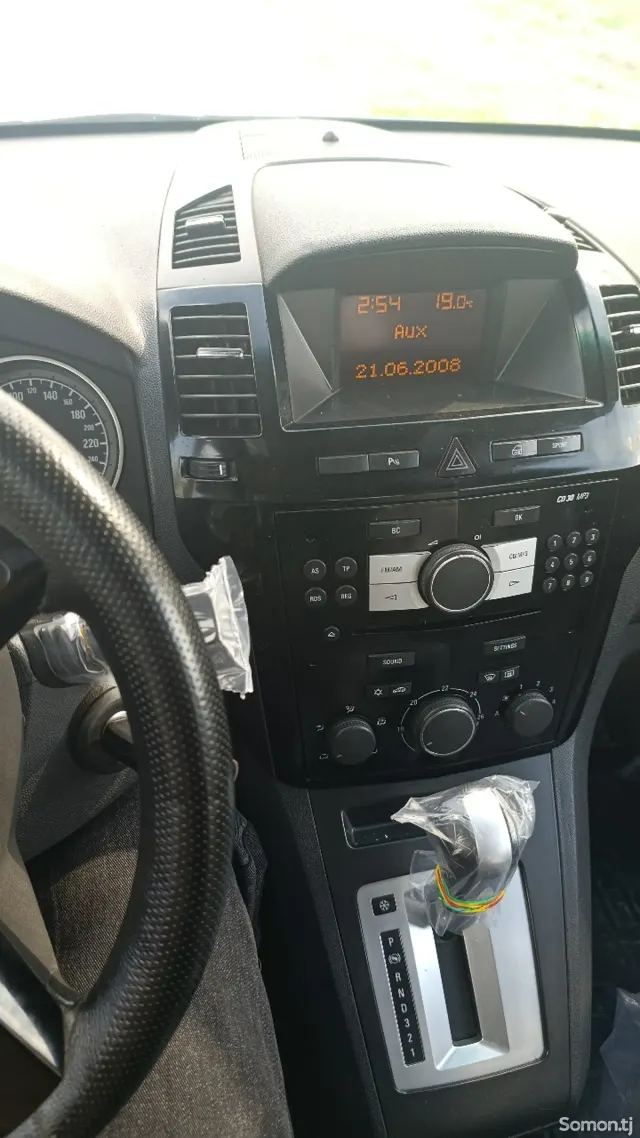 Opel Zafira 2008 · 2.2 AT