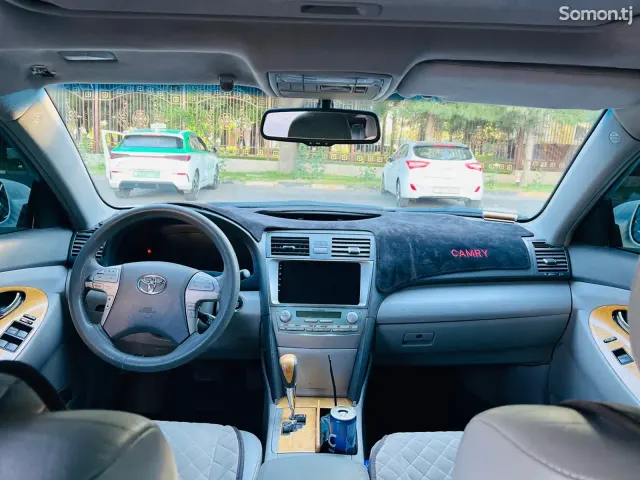 Toyota Camry 2007 · 3.5 AT