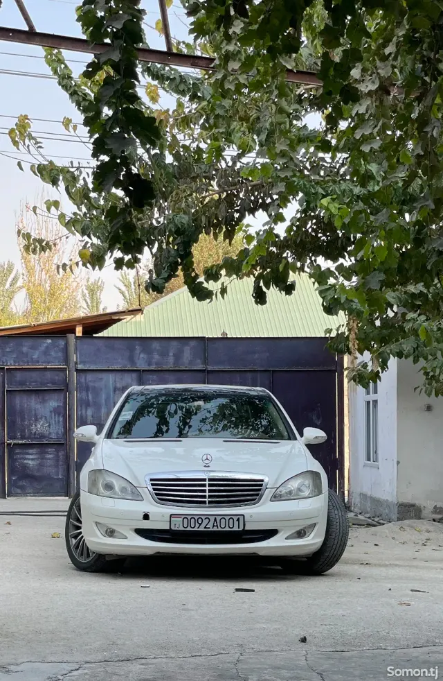Mercedes-Benz S class 2006 · 3.5 AT