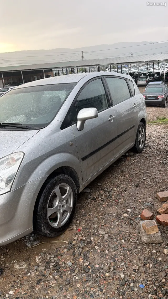 Toyota Corolla Verso 2007 · 1.8 MT