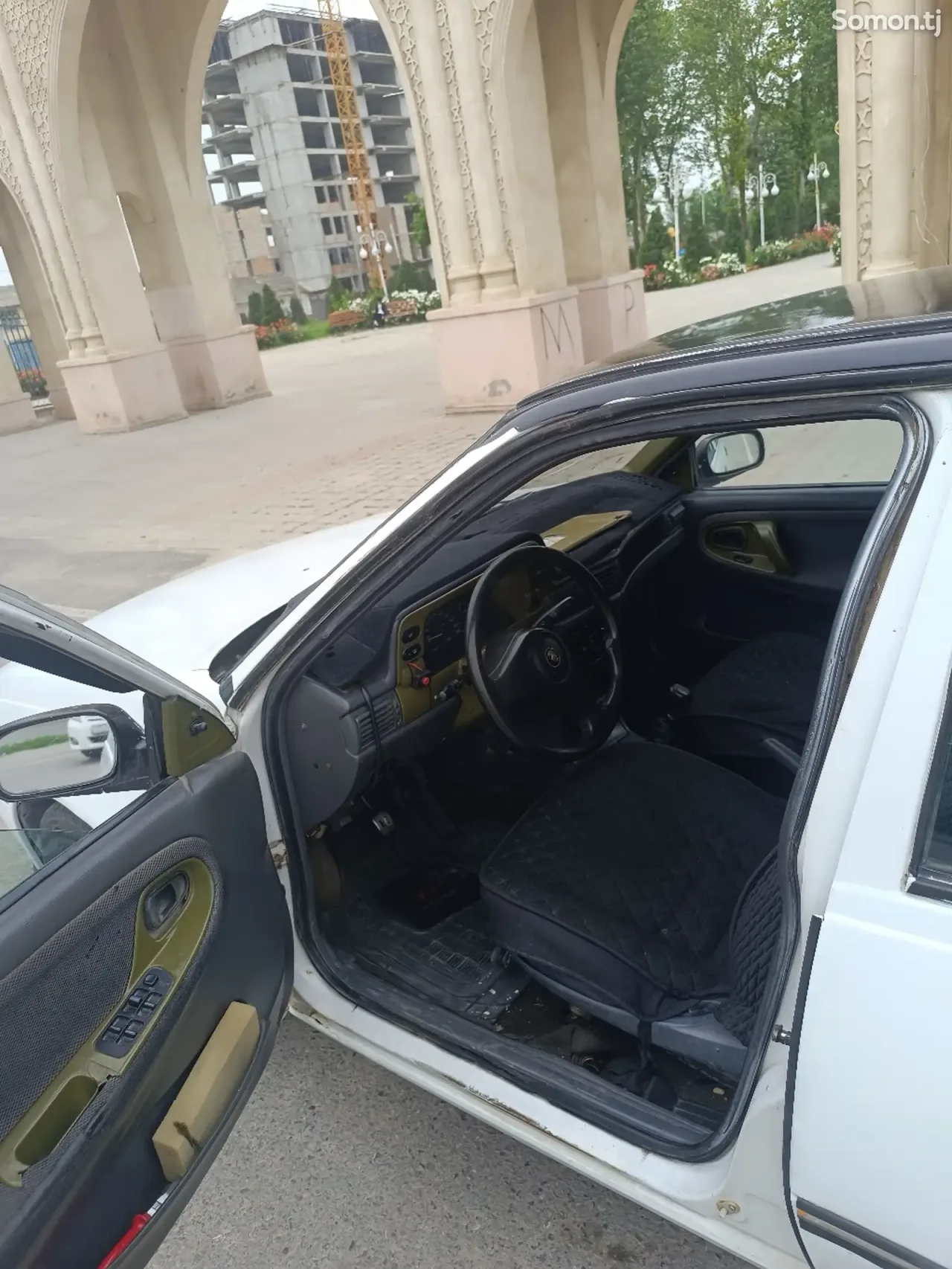 Daewoo Nexia 1994 · 1.6 MT