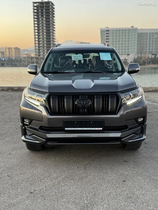 Toyota Land Cruiser Prado 2024 · 4.0 AT