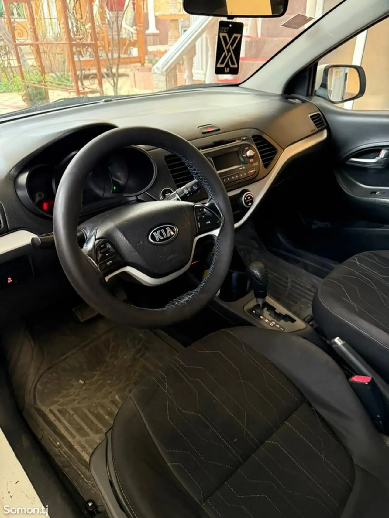 Kia Morning 2014 · 1.1 AT