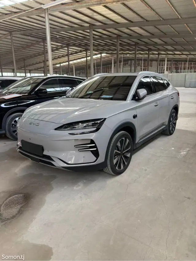 BYD Song Plus 2025 · AT
