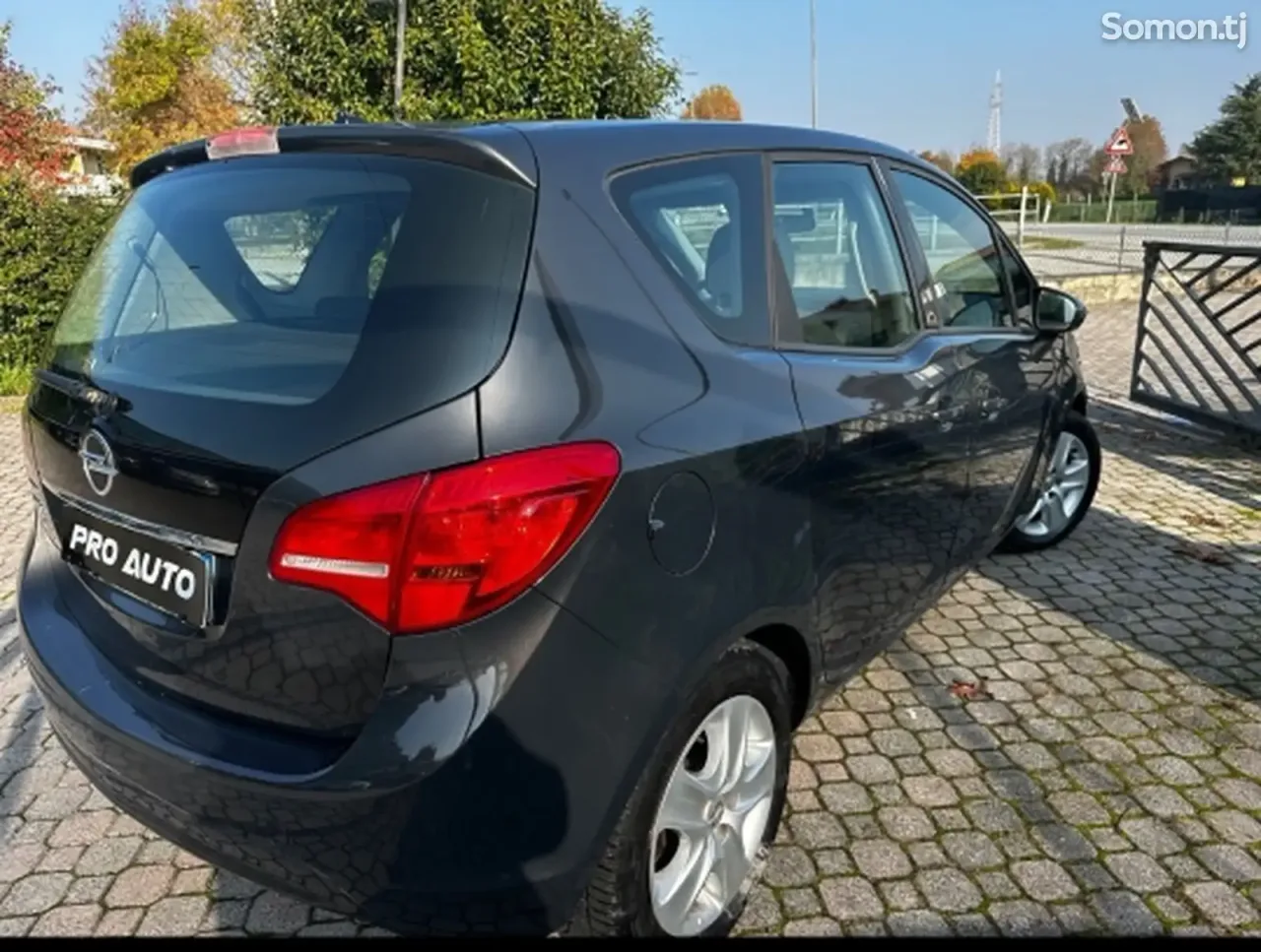 Opel Meriva 2015 · 1.4 MT