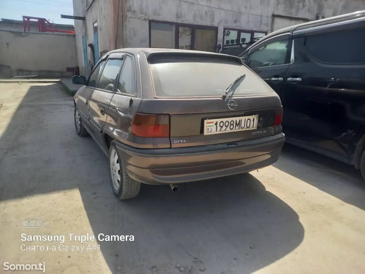 Opel Astra F 1997 · 1.6 MT