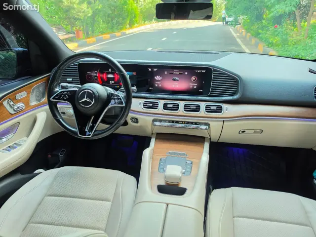 Mercedes-Benz GLE class 2024 · 3.5 AT