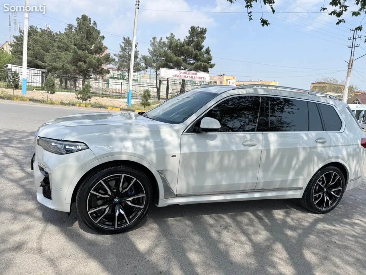 BMW X7 2022 · 3.0 AT
