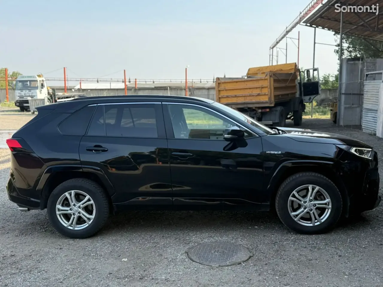 Toyota RAV 4 2021 · 2.5 AT