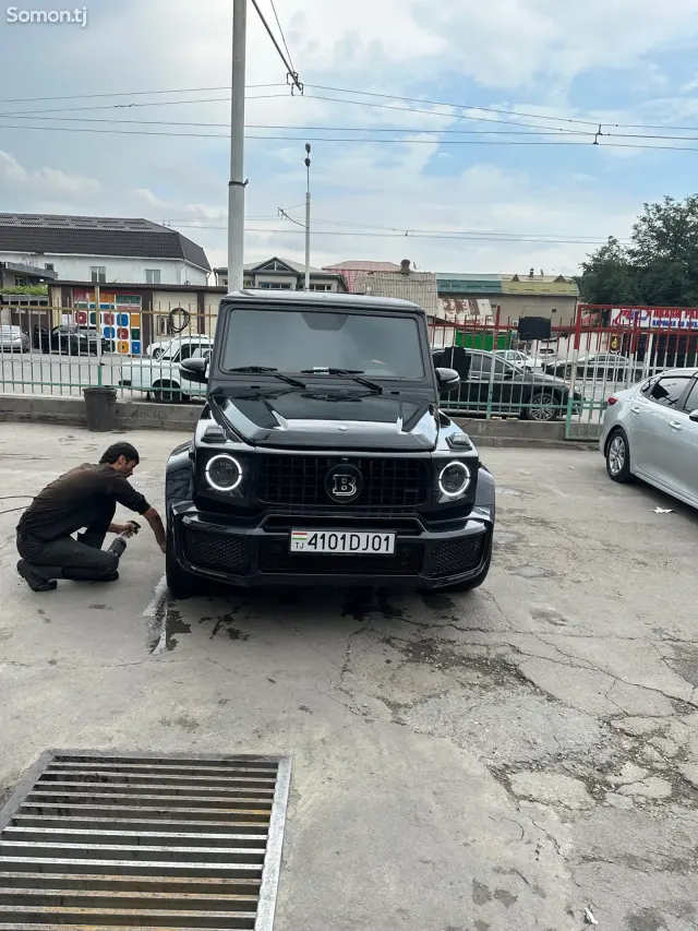 Mercedes-Benz G class 2009 · 5.5 AT