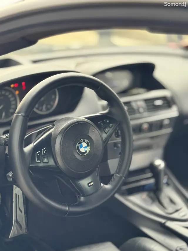 BMW M6 2007 · 4.8 AT