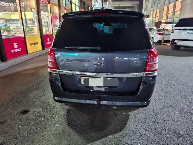 Opel Zafira 2008 · 2.2 AT