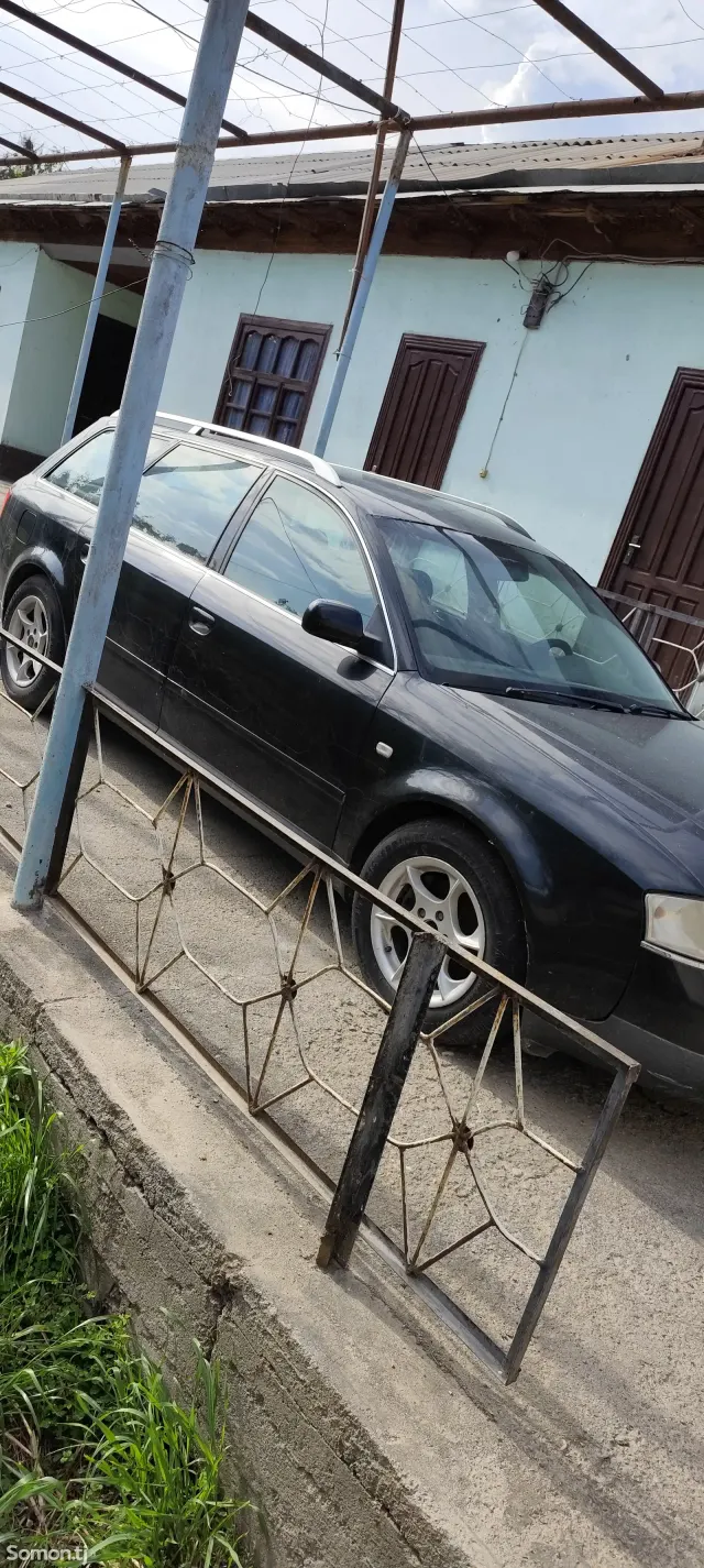Audi A6 2000 · 2.8 MT